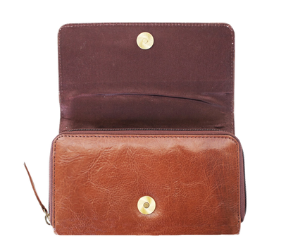 This Elegant Women’s Leather Wallet, Featuring A Unique White And Gold Cowhide Pattern, Is Perfect For Daily Use, Office Wear, Or Special Occasions. Handcrafted From Premium Genuine Leather, It Combines Durability With Timeless Luxury. Thoughtfully Designed Multiple Card Slots, Zippered Compartments, Secure Snap Closure, Keeps Essentials Safe Organized. Personalized Customized Accessory, Makes Birthday Gift, Graduation Stylish Gift Women Who Value Both Fashion Function.